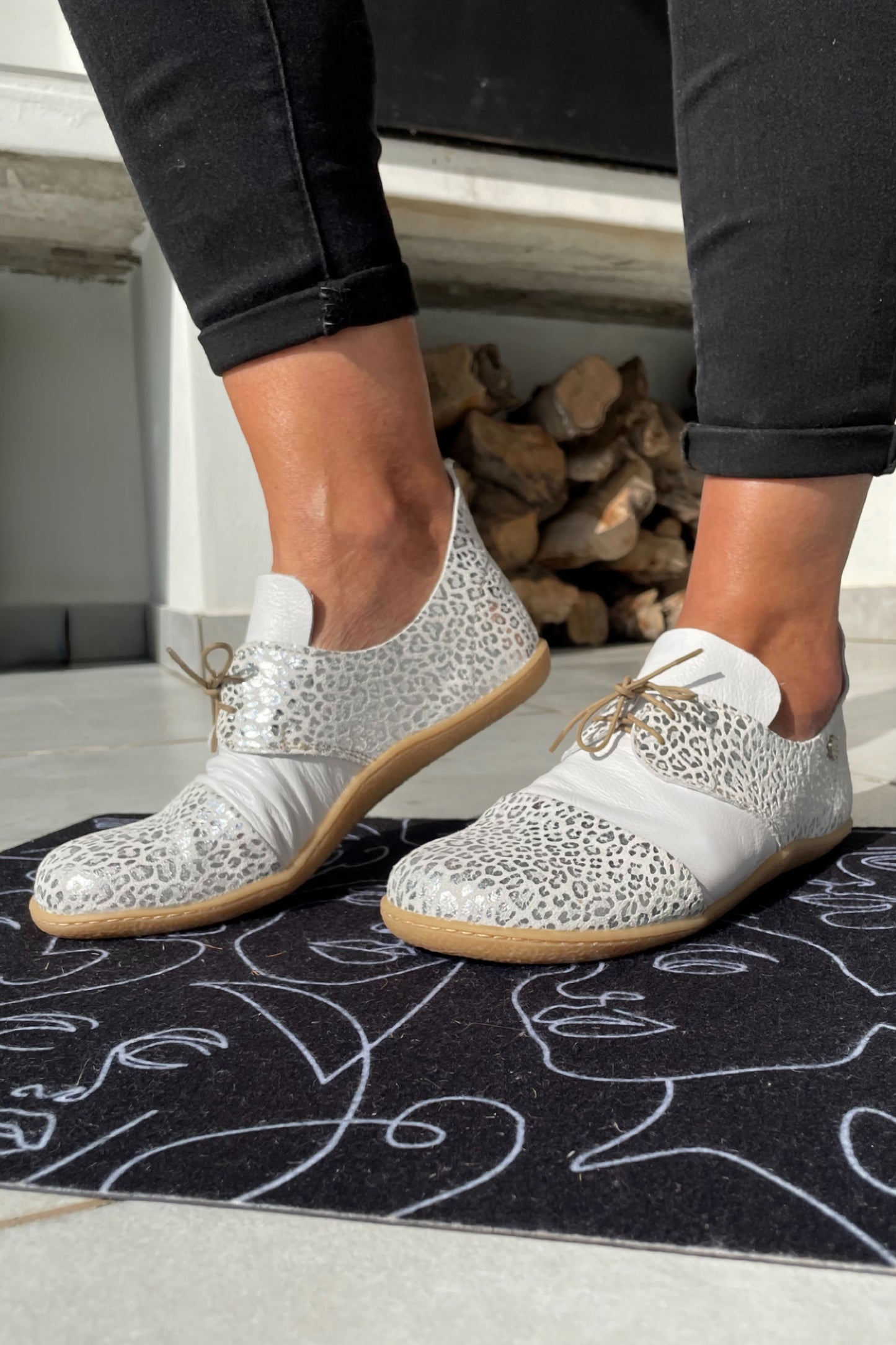 Barefoot Leather Shoe - White and silver leopard print