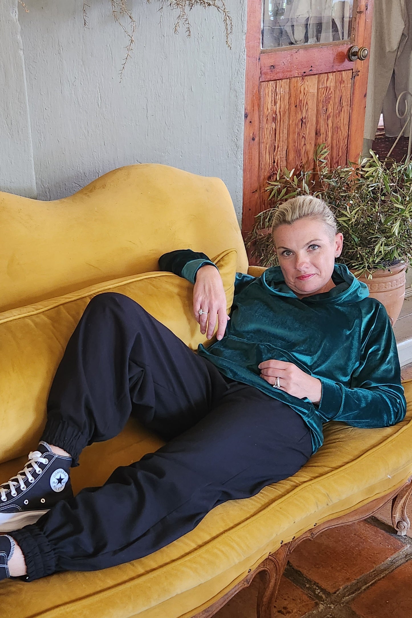 Velvet Hoodie - Emerald green