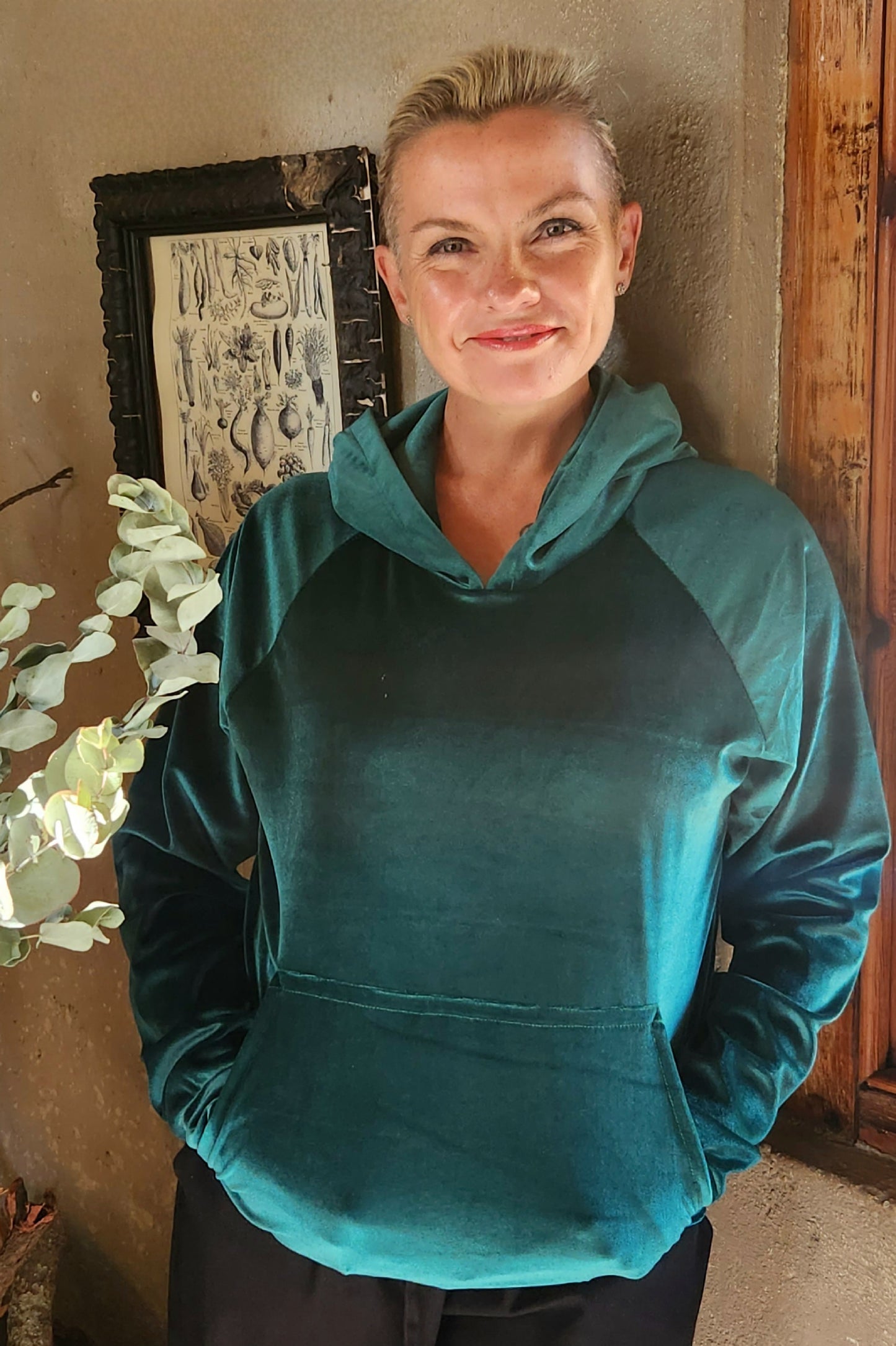 Velvet Hoodie - Emerald green