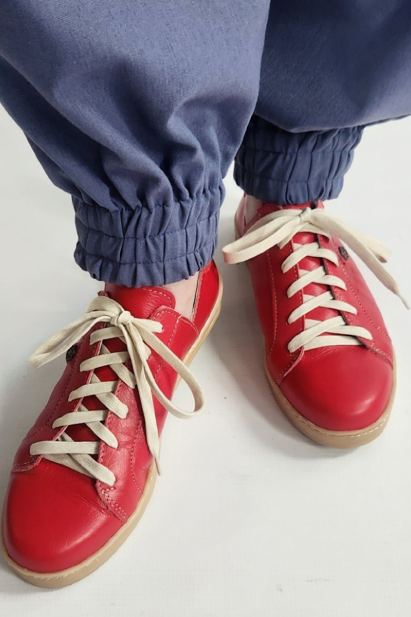 Leather Sneakers - Red
