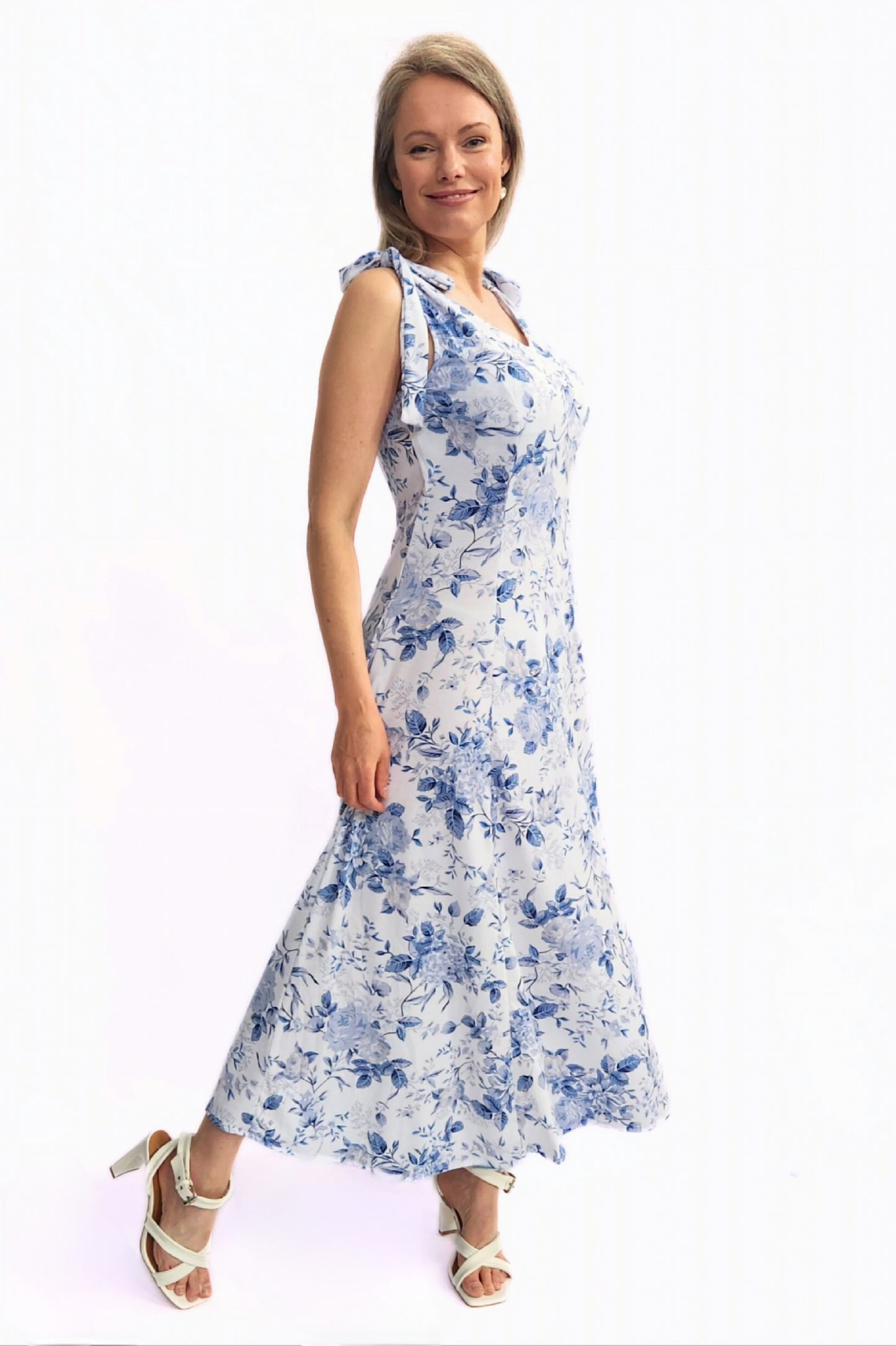 Julie Maxi Dress - Blue floral