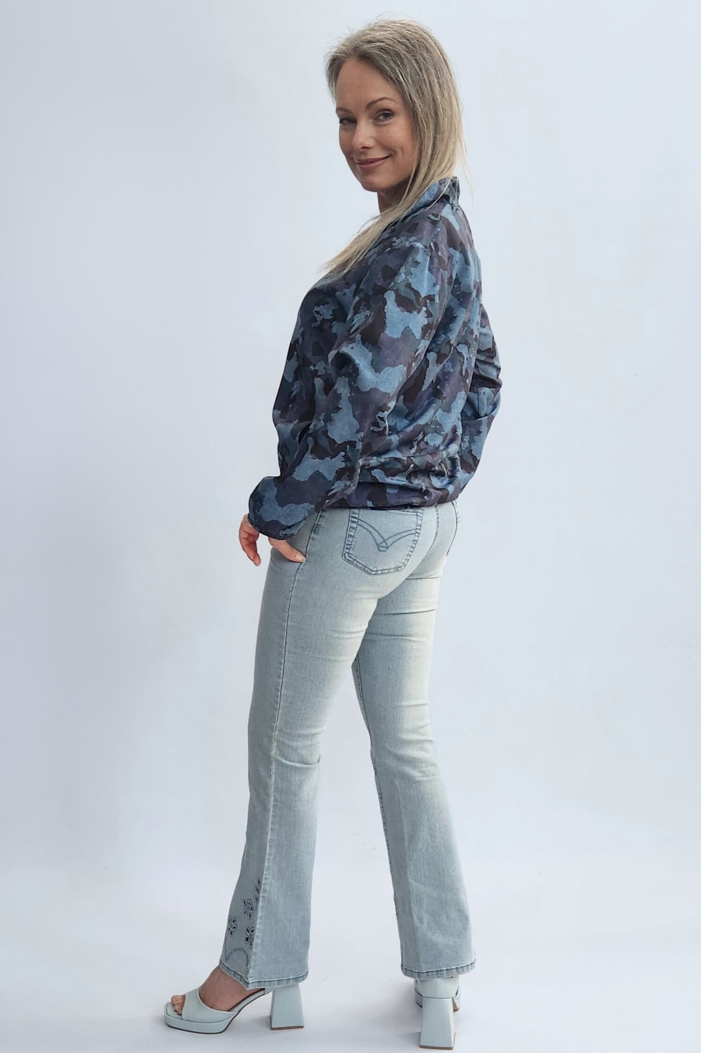 Lightweight Bomber Jacket - Blue camo