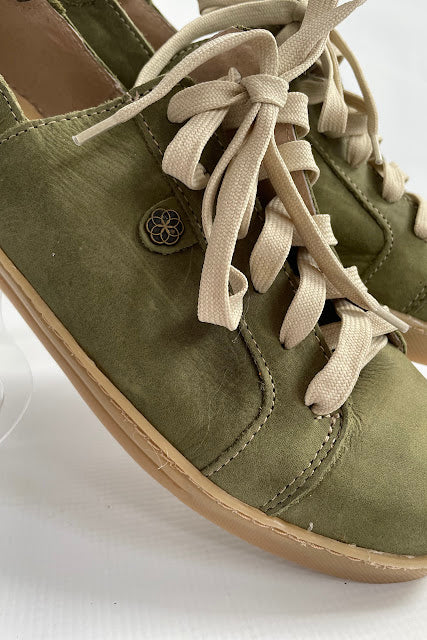 Leather Sneakers - Moss green