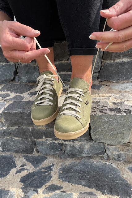 Leather Sneakers - Moss green