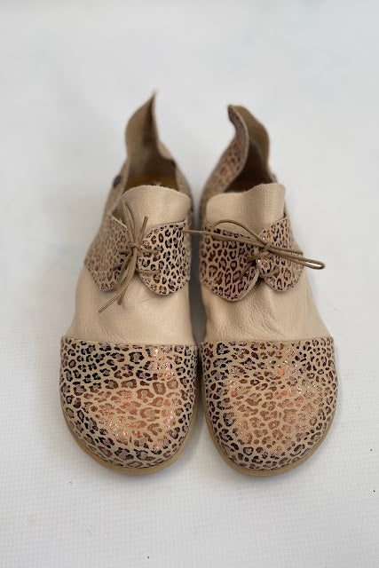 Barefoot Leather Shoe - Cream and bronze leopard print