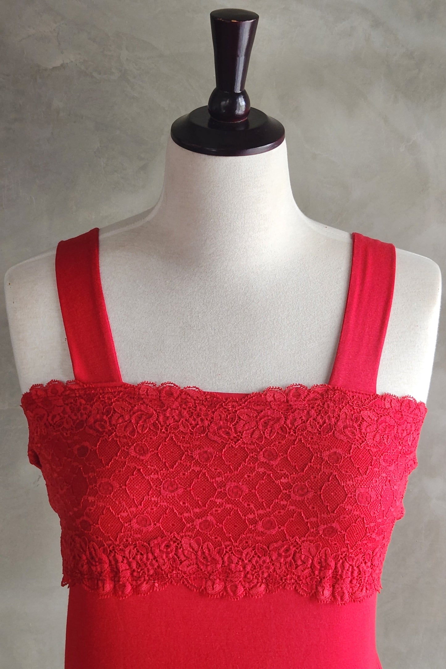 Longline Lace Cami - Red