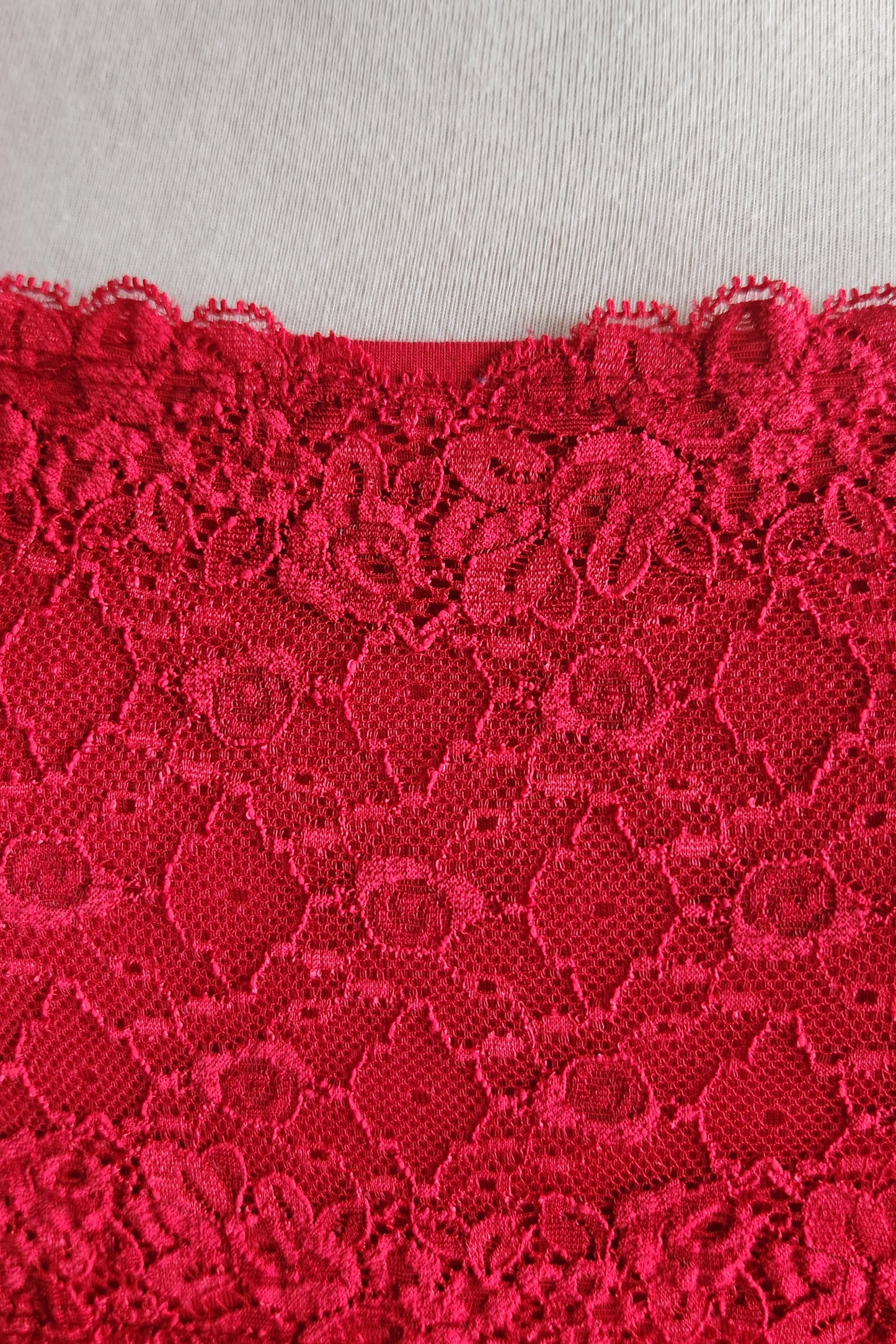 Longline Lace Cami - Red