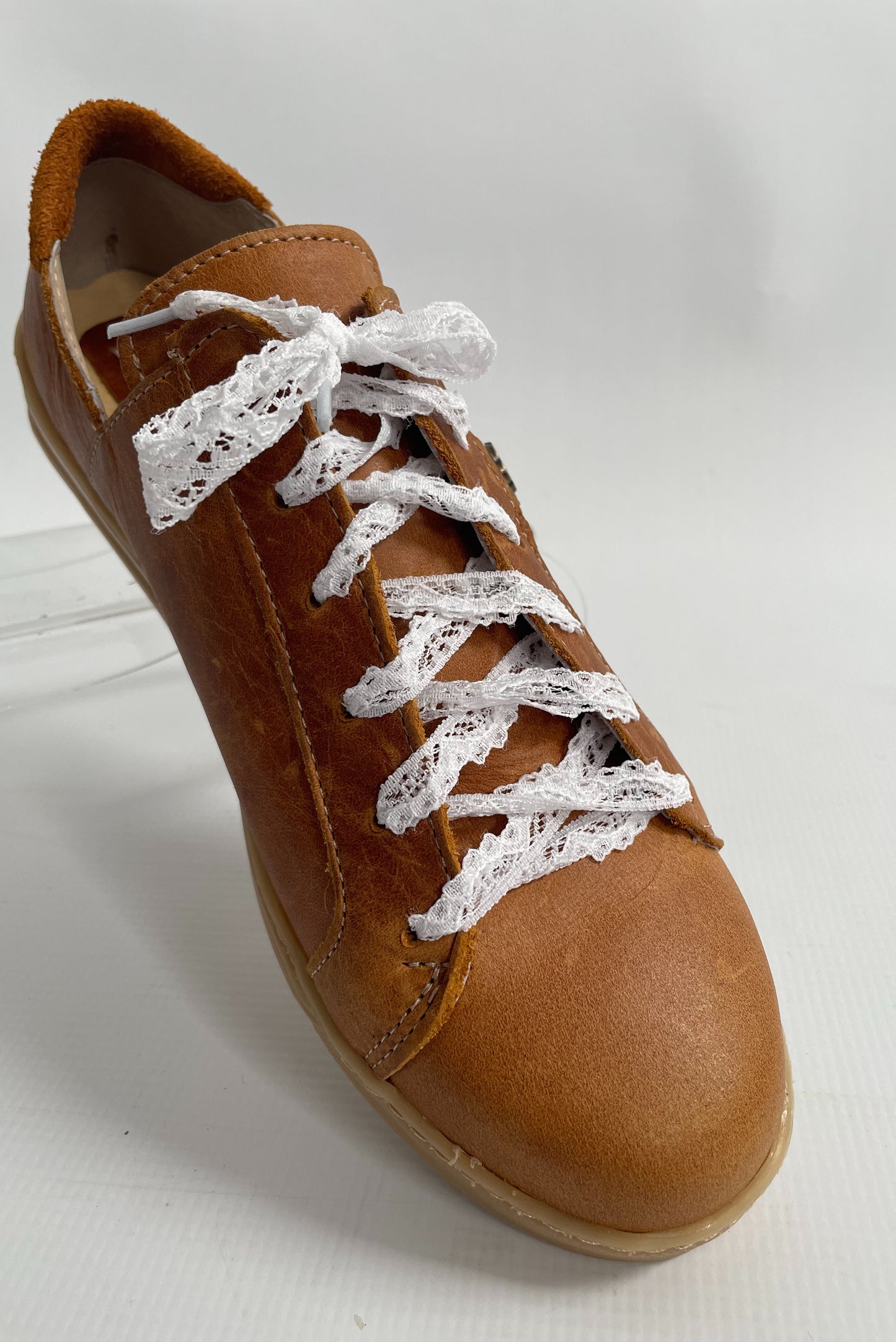 Leather Sneakers - Tan