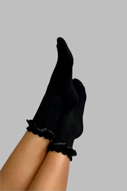 Ruffle Trim Socks - Black