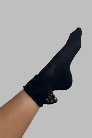 Lace Ruffle Trim Socks - Black